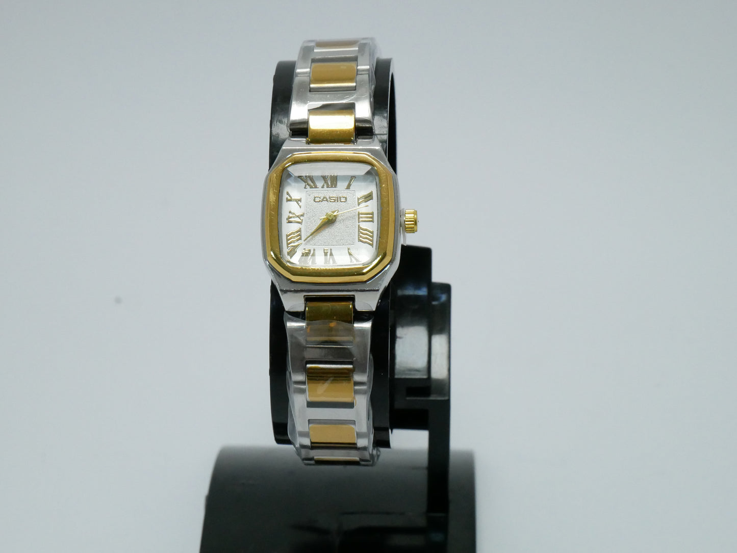 Montre Casio Doré & Argent