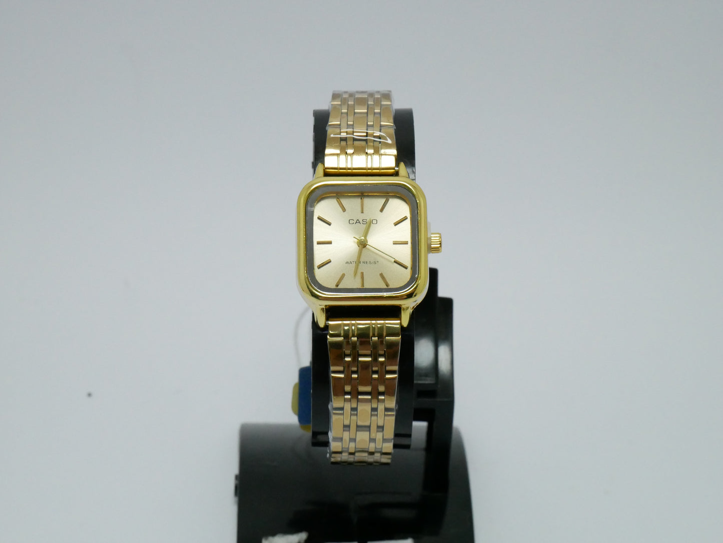 Montre Casio Doré